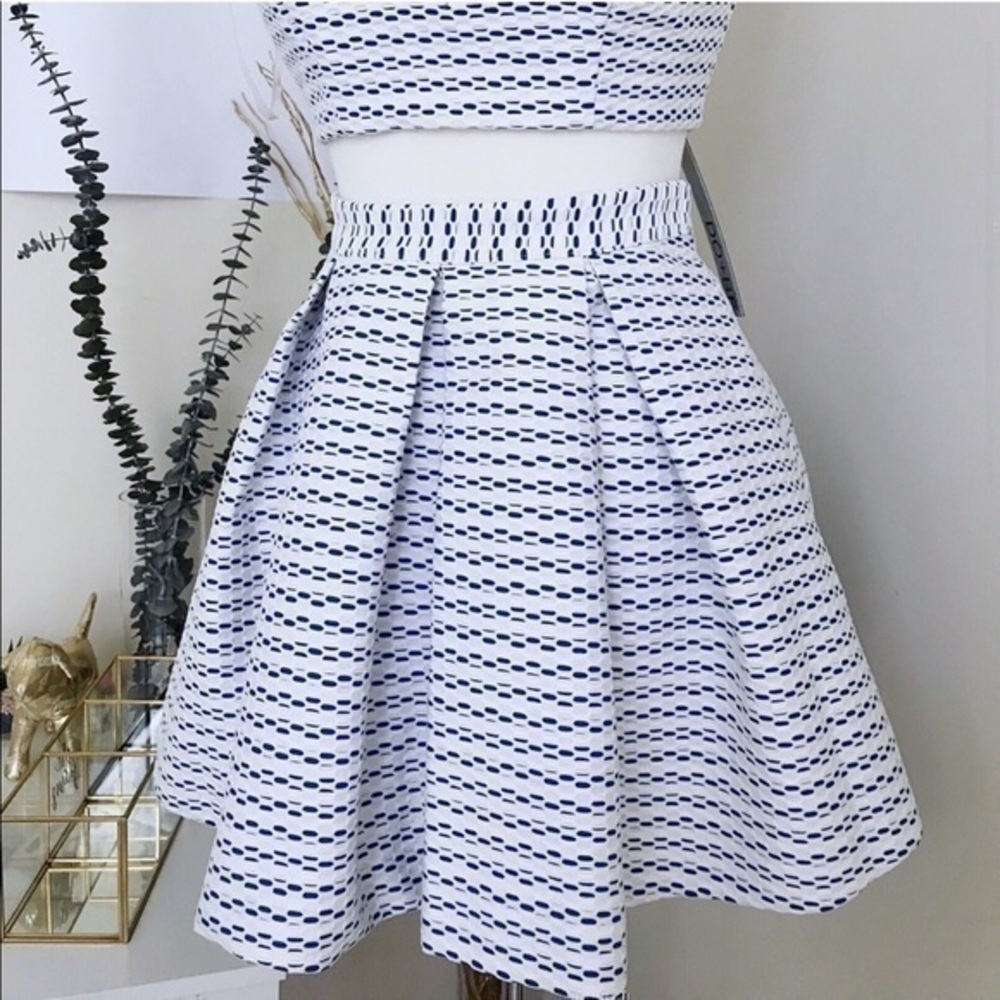 Do and Be blue and white skirt set size s - Picture 2 of 4